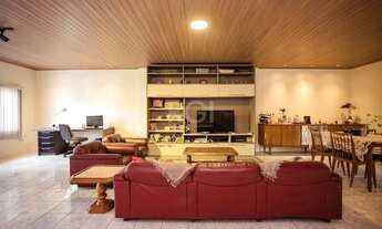 Imagem: Porto Alegre - Casa Padrão - Jardim Sabará