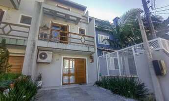 Imagem 2: Porto Alegre - Casa Padrão - Jardins Do Prado