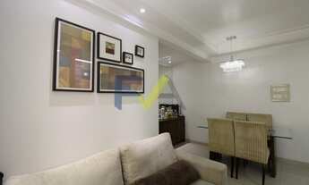 Imagem 3: Apartamento à venda com 2 dormitórios, sacada, mobiliado, acabamento fino, apenas 800 metr