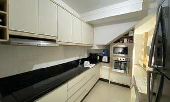 Imagem 2: Sobrado para venda com com 2 quartos em Camboriú - SC