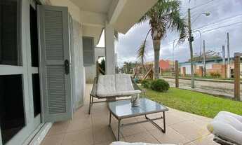 Imagem 2: Casa e Sobrado de 3 dormitórios à Venda - Xangri-lá