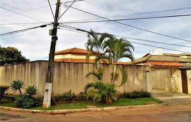 Imagem 2: Casa térrea no condomínio Recanto dos Nobres, Setor Habitacional Contagem, DF 425
