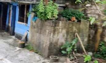 Imagem 4: Terreno com garagem construída