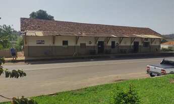 Imagem 2: Vendo imóvel c/ estação ferroviária antiga e casas