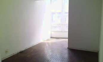 Imagem 4: Apartamento para aluguel e venda possui 80 metros quadrados com 3 quartos