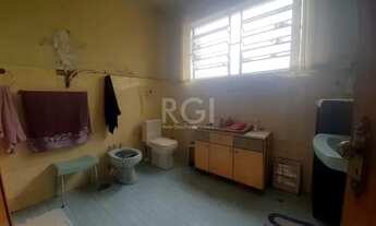 Imagem 6: Casa para Venda - 243m², 3 dormitórios, 5 vagas - Medianeira