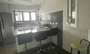 Imagem 4: Apartamento para aluguel possui 188 metros quadrados com 4 quartos