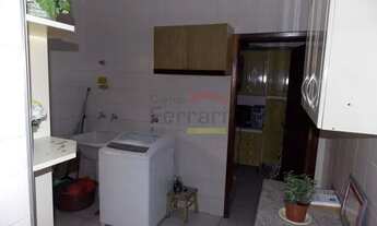 Imagem 6: Sobrado paralelo à Rua das Imbiras, 3 dormitórios, 3 vagas, 200m² útil