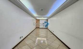 Imagem 5: Apartamento reformado com 3 vagas escrituradas