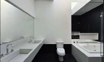 Imagem 5: Linda casa de esquina, em desejado Condomínio de Alphaville! 537 m² com 4 suítes! Lindo Pa