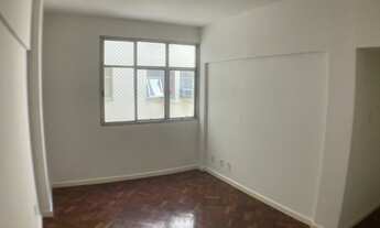 Imagem: Vendo apto. Completo dois quartos em Copacabana