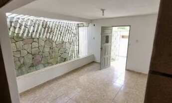 Imagem 4: Alugo casa de esquina em Mangabeira