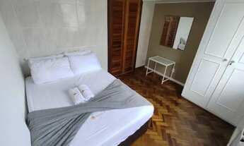 Imagem: Apartamento mobiliado, sala e quarto em