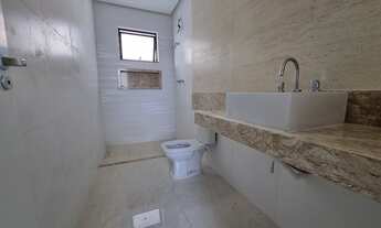 Imagem 6: Casa de condomínio para venda possui 328 metros quadrados com 4 quartos