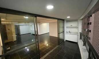 Imagem 3: Apartamento para aluguel possui 135 metros quadrados com 3 quartos em Graças - Recife - PE