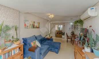 Imagem 7: PORTO ALEGRE - Apartamento Padrão - Partenon