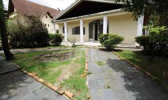 Imagem: Casa à venda, 5 quartos, 2 suítes, 8 vagas