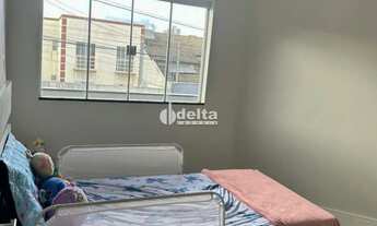 Imagem 8: Casa residencial com 3 quartos sendo 1 suíte disponível para locação no bairro Jardim Botâ