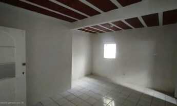 Imagem 4: Casa em Rio Doce com 200m2 de área construída próximo a praia