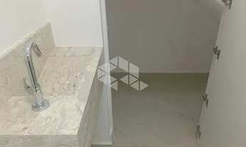 Imagem 7: Casa em condomínio com 3 dormitórios e 3 vagas de garagem no Chora Menino