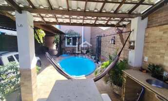 Imagem 5: Casa duplex com 2 quartos sendo 1 suíte, piscina e deck