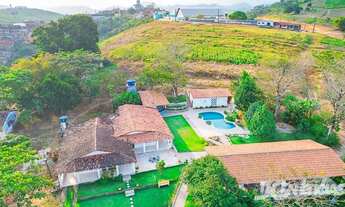 Imagem: Linda fazenda com casa e piscina por temporada