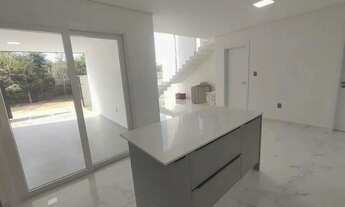 Imagem 7: Casa para Venda em Florianópolis, Rio Tavares, 3 dormitórios, 1 suíte, 3 banheiros, 1 vaga