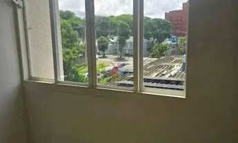 Imagem 6: Apartamento ensolarado no Portão com 3 quartos, garagem coberta e ótima localização