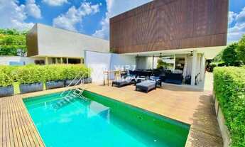 Imagem: Casa de Condomínio à venda, 4 quartos