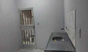 Imagem: Alugo Kitinet pra solteiro ou casal sem