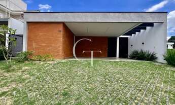 Imagem 2: Casa Térrea Moderna no Condomínio Reserva Saint Paul Itu com piscina e spa aquecidos