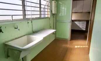 Imagem 3: Apartamento em Moema pássaros, 150m²4d dormitórios, sendo 1 suíte, sacada, e 3 vagas de ga