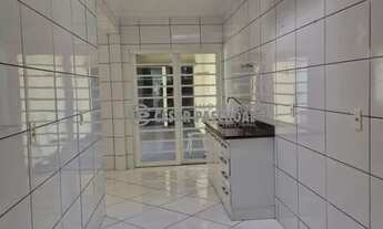 Imagem 7: Casa Térrea Jardim Castelo Branco II 03 Dormitórios, sendo 01 com armários 01 Banheiro soc