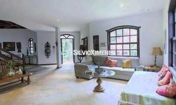 Imagem 2: Residencial Casa de Condomínio no com 1.800,00 (M²), 4 quartos e 4 vagas para Aluguel