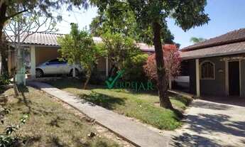 Imagem 2: Chácara com casa principal e casa de caseiro com maravilhoso acabamento