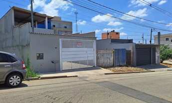 Imagem 3: Casa para venda tem 175 metros quadrados com 3 quartos