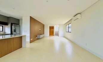 Imagem 5: Imóvel para aluguel possui 200 metros quadrados com 3 quartos