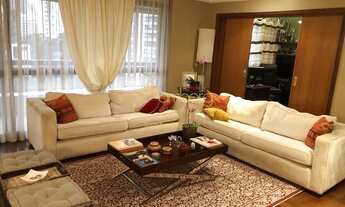 Imagem 2: Rua Oscar Monteiro de Barros, andar alto com Varanda