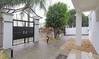 Imagem 2: Porto Alegre - Casa Padrão - Jardim Floresta