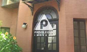 Imagem: Casa à venda, 5 quartos, 2 suítes, 1 vaga