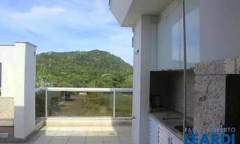 Imagem 3: COBERTURA - JURERÊ INTERNACIONAL - SC