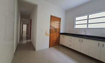 Imagem 6: Sobreposta Térrea com 3 dormitórios no Marapé - Santos