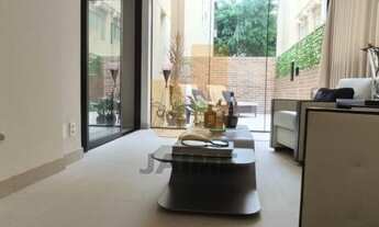 Imagem 3: Apartamento padrão luxo, novo, 200 metros, 2 suítes, 2 vagas cobertas. Excelente localizaç