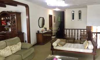 Imagem 2: CASA EM ÓTIMA LOCALIZAÇÃO!!! COM PISCINA!!