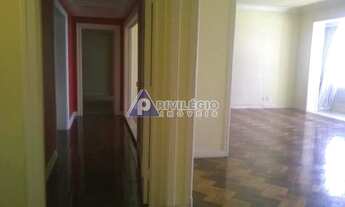 Imagem 7: ATLÂNTICA DEBRUÇADA NA PRINCESINHA DO MAR