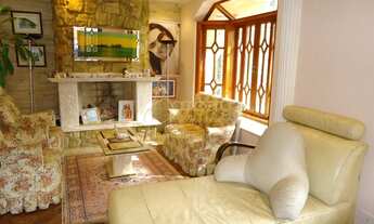 Imagem 5: Tem uma grande faixa de área verde.Próximo à faculdade UNISA. Clube São Paulo próximoo.esc