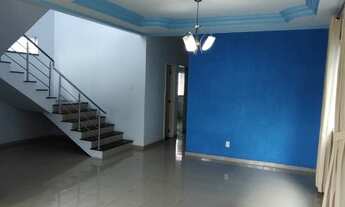 Imagem 2: Residencial Laranjeiras, Alugo com 5 SUÍTES, 3 vagas, armários e climatizada