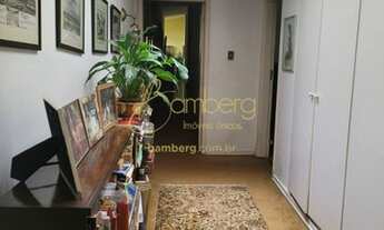 Imagem 7: Casa térrea com um belíssimo jardim , área verde !!