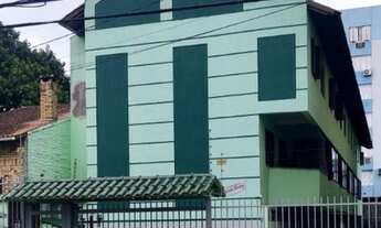 Imagem: Porto Alegre - Casa Padrão - Cavalhada