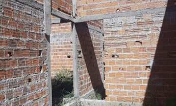 Imagem 2: Casa no ponto de teto